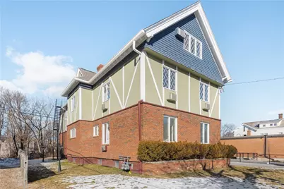 58 Hamlet Avenue, Woonsocket, RI 02895 - Photo 2