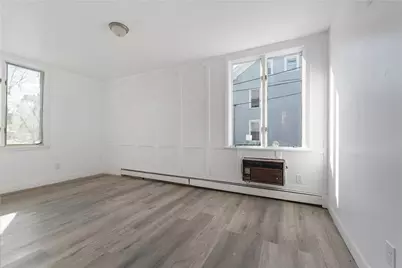 58 Hamlet Avenue, Woonsocket, RI 02895 - Photo 10