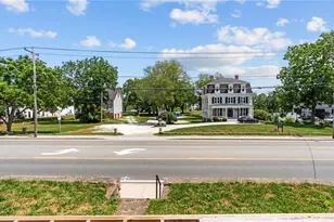 2958 E Main Rd, Portsmouth, RI 02871 - Photo 26