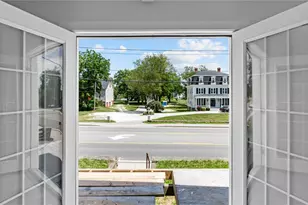 2958 E Main Rd, Portsmouth, RI 02871 - Photo 4