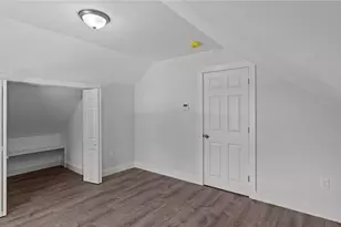 2958 E Main Rd, Portsmouth, RI 02871 - Photo 18