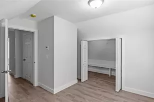 2958 E Main Rd, Portsmouth, RI 02871 - Photo 22