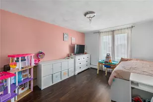 26 Rachela St, Johnston, RI 02919 - Photo 12