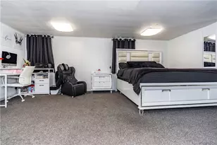 111 Belgium St, Cranston, RI 02920 - Photo 36