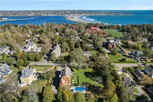 7 Red Cross Ave, Newport, RI 02840 - Photo 2