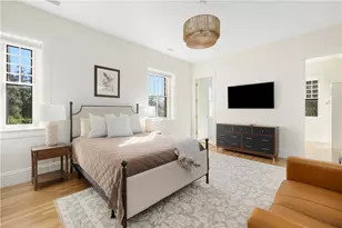 7 Red Cross Ave, Newport, RI 02840 - Photo 20