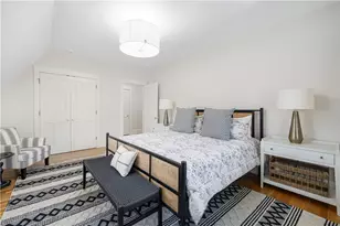 7 Red Cross Ave, Newport, RI 02840 - Photo 26