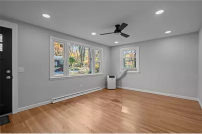 255 Rockland Road, Scituate, RI 02857 - Photo 10