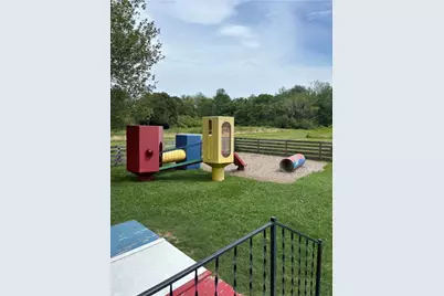 210 Metacom Avenue, Warren, RI 02885 - Photo 2