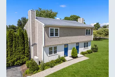 476 Green End Avenue, Middletown, RI 02842 - Photo 2