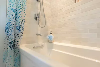 65 Houston Avenue, Newport, RI 02840 - Photo 26