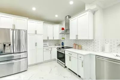 27 S Baptist Street, Newport, RI 02840 - Photo 4