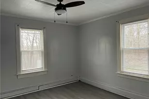 907 Bernon St, Woonsocket, RI 02895 - Photo 12