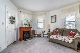 66 Clemence St, Cranston, RI 02920 - Photo 12