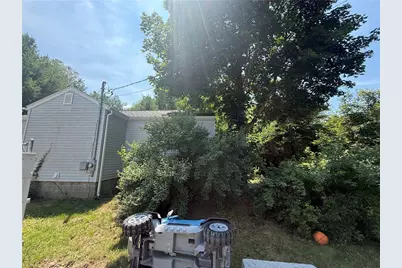 22 Liberty Lane, Glocester, RI 02857 - Photo 8