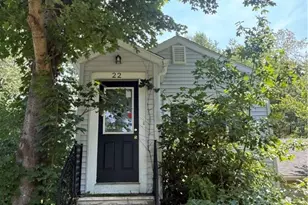 22 Liberty Ln, Glocester, RI 02857 - Photo 2