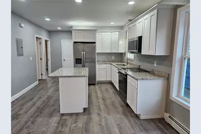 331 Douglas Avenue, Providence, RI 02908 - Photo 10