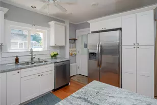 26 Prescott Hall Rd, Newport, RI 02840 - Photo 18
