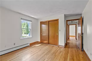 17 Shields St, Newport, RI 02840 - Photo 6