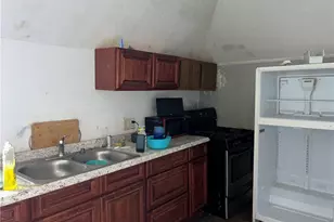 246 Sackett St, Providence, RI 02907 - Photo 10