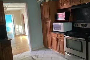 111 Aster St, Warwick, RI 02888 - Photo 6