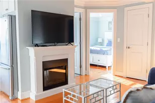 70 Carroll Ave, Newport, RI 02840 - Photo 8