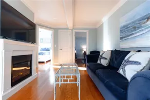 70 Carroll Ave, Newport, RI 02840 - Photo 10