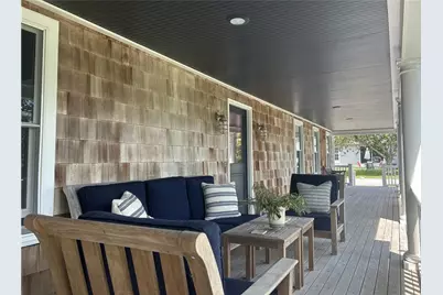 197 Coggeshall Avenue, Newport, RI 02840 - Photo 10