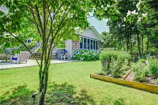 197 Coggeshall Ave, Newport, RI 02840 - Photo 6