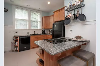 1 Pell Street, Newport, RI 02840 - Photo 26