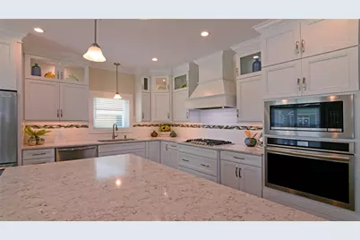 529 South Shore Village Boulevard #E13, South Kingstown, RI 02879 - Photo 24