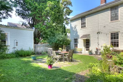 24 Old Beach Road, Newport, RI 02840 - Photo 20