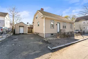 18 Crowninshield St, Providence, RI 02909 - Photo 4