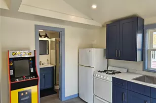 854 Matunuck Beach Rd, South Kingstown, RI 02879 - Photo 4