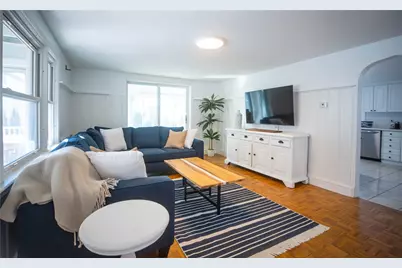 19 Crest Street, Middletown, RI 02842 - Photo 4