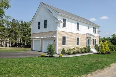 10 Mount Hope Avenue, Portsmouth, RI 02871 - Photo 2