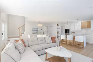 10 Mt Hope Ave, Portsmouth, RI 02871 - Photo 16