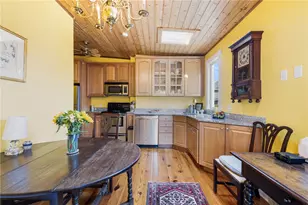 20 Berkeley Ave, Newport, RI 02840 - Photo 30