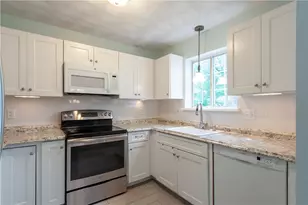 63 Governors Hill Dr, West Warwick, RI 02893 - Photo 10