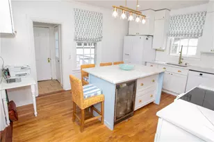 42 Mann Ave, Newport, RI 02840 - Photo 12