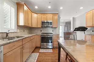 50 Clemence St, Cranston, RI 02920 - Photo 10