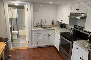 21 Pope St, Newport, RI 02840 - Photo 2