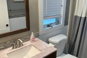 21 Pope St, Newport, RI 02840 - Photo 8