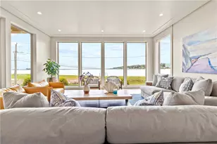 82 Ellery Rd, Newport, RI 02840 - Photo 10