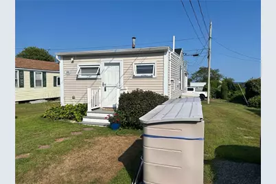 64 Burnside Avenue, Narragansett, RI 02882 - Photo 4