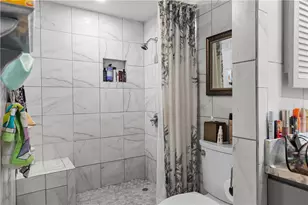 1204 Capella S St, Newport, RI 02840 - Photo 12