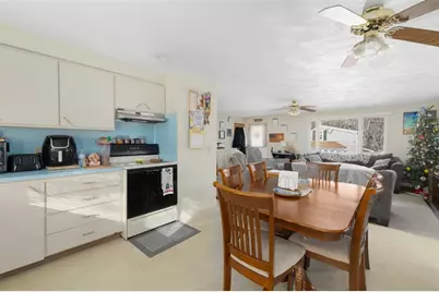 9 Regent Street, Coventry, RI 02816 - Photo 20