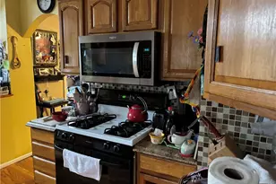 73 Eton Ave, Warwick, RI 02889 - Photo 2