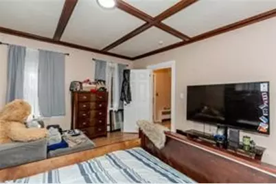 825 Douglas Avenue, Providence, RI 02908 - Photo 2