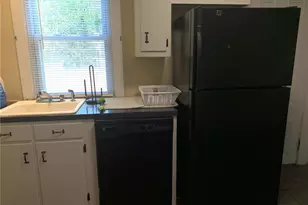 16 Grafton St, Newport, RI 02840 - Photo 12